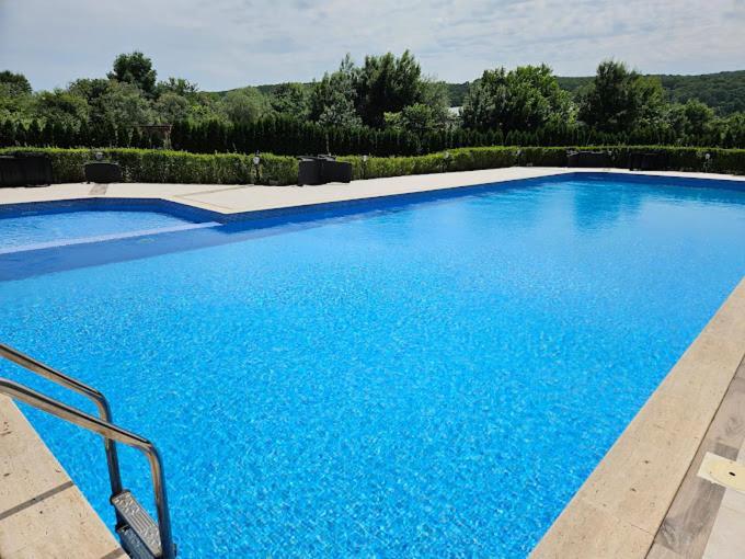 Azur Garden 65